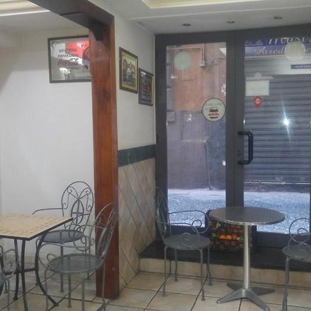 大教堂89酒店 那不勒斯 外观 照片