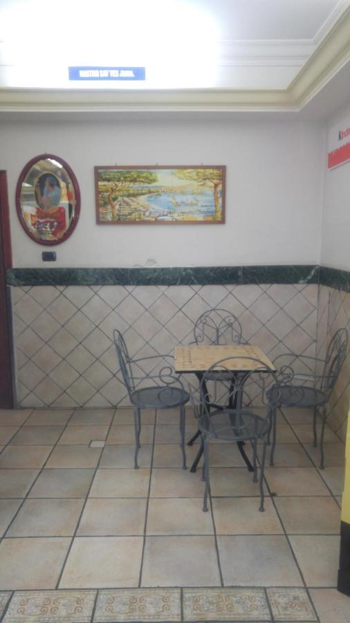 大教堂89酒店 那不勒斯 外观 照片